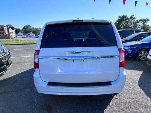 2013 Chrysler Town & Country Touring