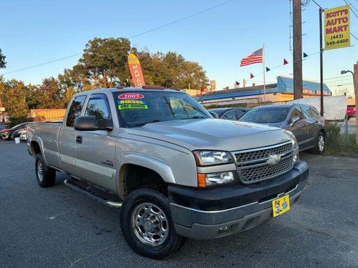 2005 Chevrolet Silverado 2500 LS H/D Extended Cab
