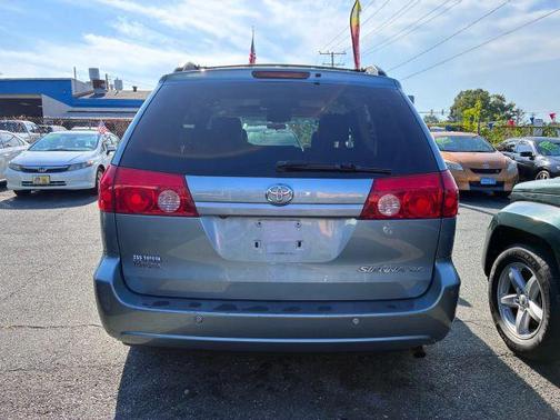 2008 Toyota Sienna XLE