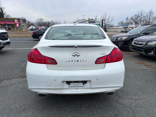 2013 INFINITI G37 Journey