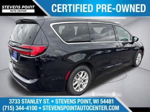 Diamond Black 2024 Chrysler Pacifica TOURING L