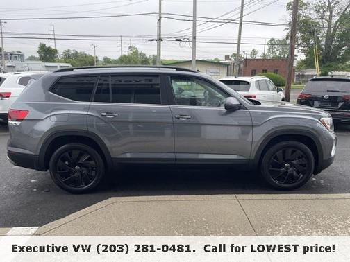 2025 Volkswagen Atlas 2.0T SE w/Technology 4MOTION