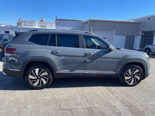 2025 Volkswagen Atlas 2.0T SEL