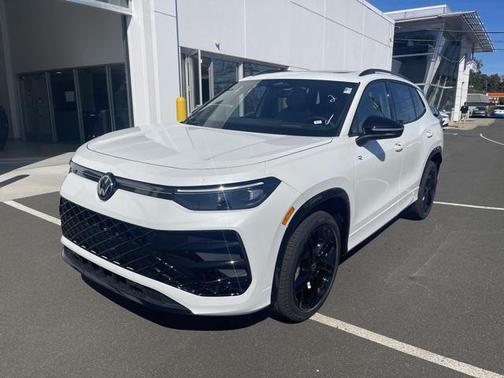 2025 Volkswagen Tiguan 2.0T SE R-Line Black 4MOTION