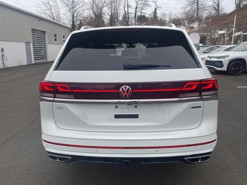 2025 Volkswagen Atlas 2.0T SEL Premium R-Line 4MOTION