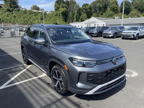 2025 Volkswagen Tiguan 2.0T SE 4MOTION