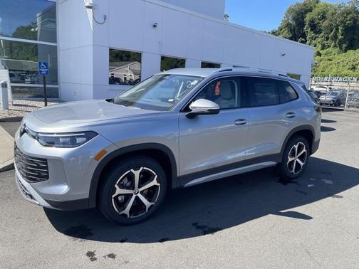 2025 Volkswagen Tiguan 2.0T SE 4MOTION
