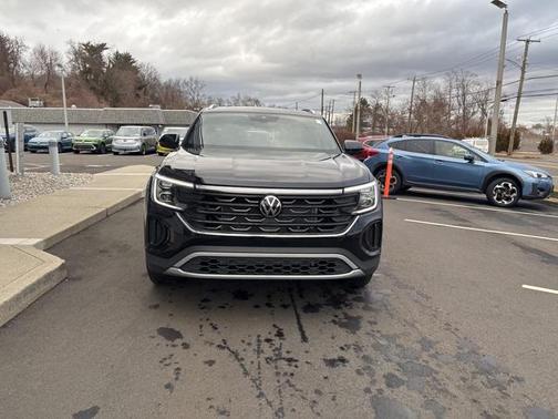 2025 Volkswagen Atlas Cross Sport 2.0T SE w/Technology 4MOTION