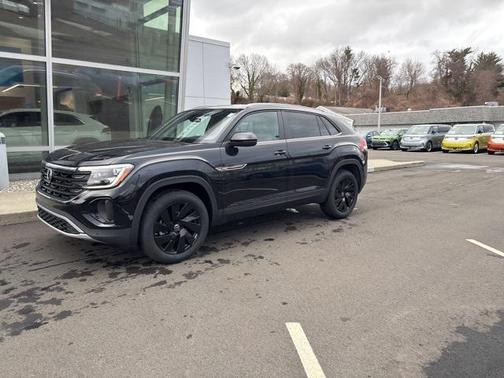 2025 Volkswagen Atlas Cross Sport 2.0T SE w/Technology 4MOTION