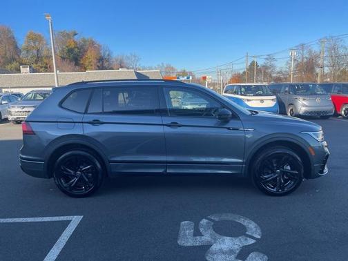 2024 Volkswagen Tiguan 2.0T SE R-Line Black 4MOTION