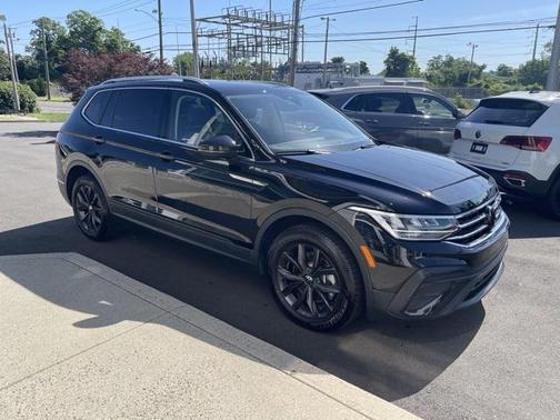 2024 Volkswagen Tiguan 2.0T SE 4MOTION