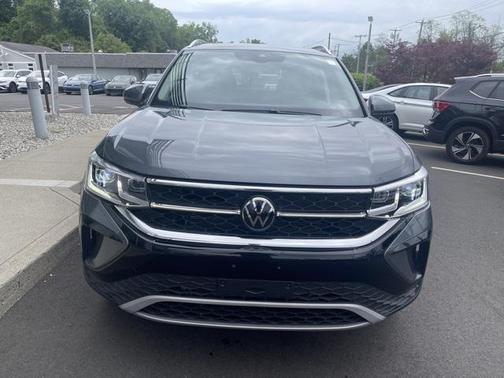 2024 Volkswagen Taos 1.5T SEL
