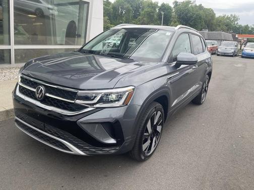 2024 Volkswagen Taos 1.5T SEL