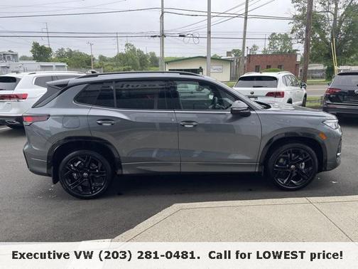 2025 Volkswagen Tiguan 2.0T SE R-Line Black 4MOTION