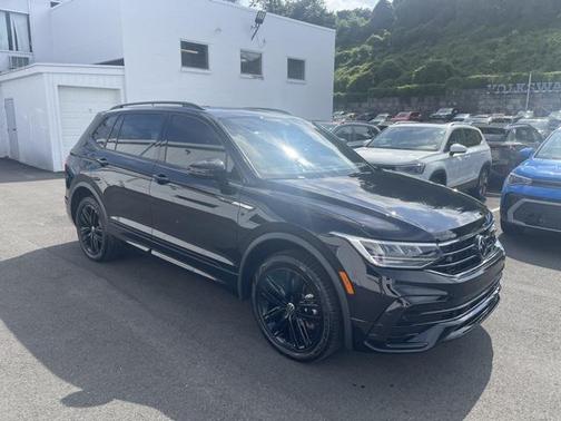 2022 Volkswagen Tiguan 2.0T SE R-Line Black 4MOTION