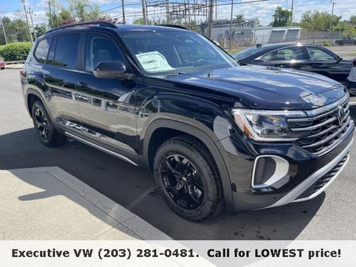 2025 Volkswagen Atlas 2.0T Peak Edition