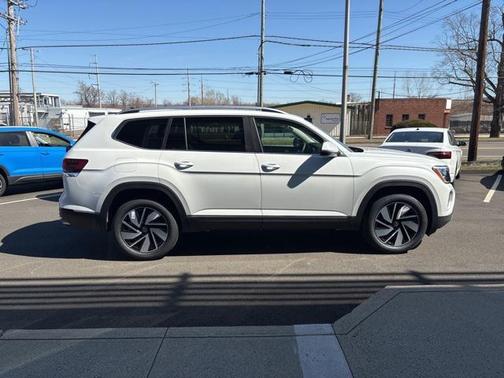 2025 Volkswagen Atlas 2.0T SEL