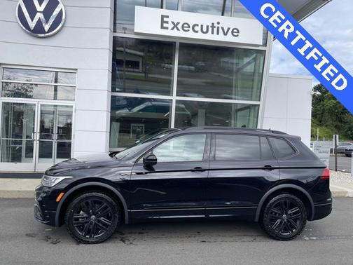 2022 Volkswagen Tiguan 2.0T SE R-Line Black 4MOTION