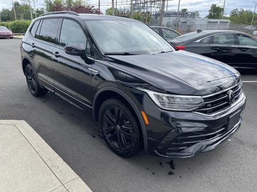 2022 Volkswagen Tiguan 2.0T SE R-Line Black 4MOTION