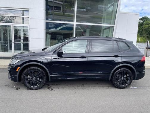 2022 Volkswagen Tiguan 2.0T SE R-Line Black 4MOTION