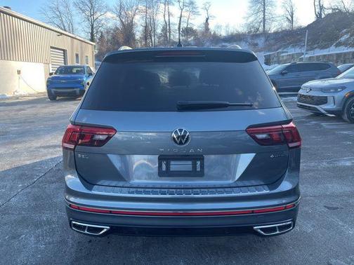 2022 Volkswagen Tiguan 2.0T SEL R-Line 4MOTION