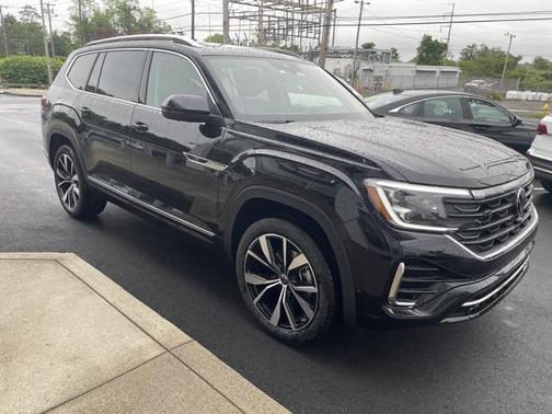 2025 Volkswagen Atlas 2.0T SEL Premium R-Line 4MOTION