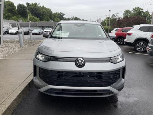 2025 Volkswagen Tiguan 2.0T SE 4MOTION