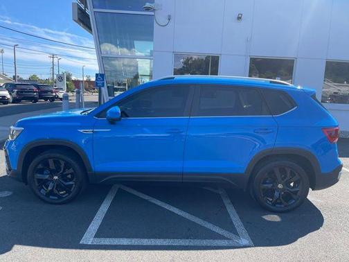 2023 Volkswagen Taos 1.5T SE