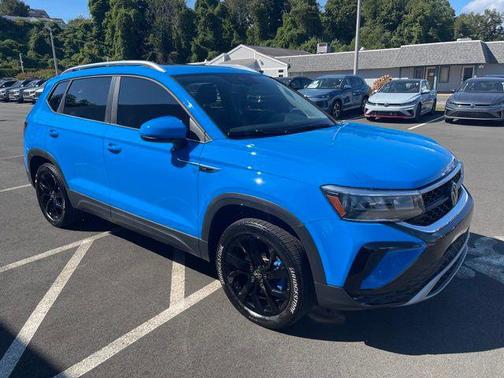 2023 Volkswagen Taos 1.5T SE