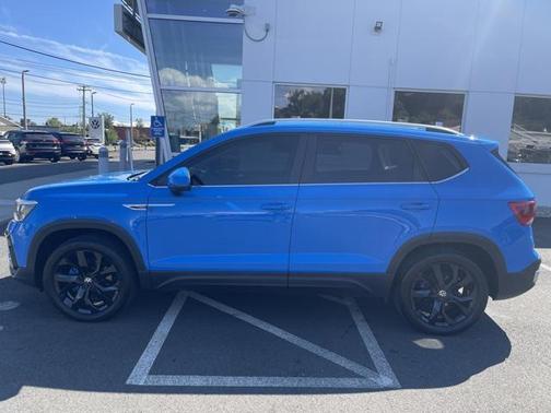 2023 Volkswagen Taos 1.5T SE