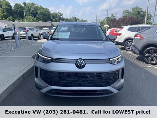 2025 Volkswagen Tiguan 2.0T SE 4MOTION
