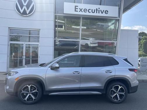 2025 Volkswagen Tiguan 2.0T SE 4MOTION