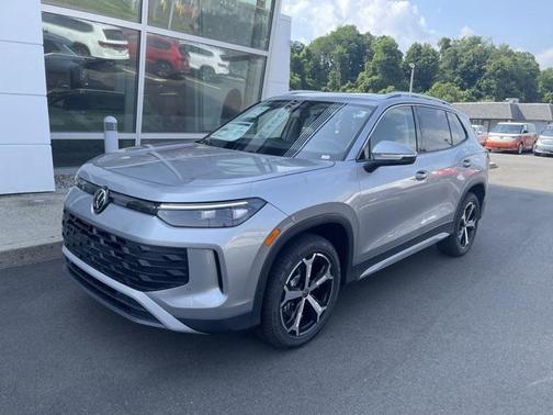 2025 Volkswagen Tiguan 2.0T SE 4MOTION