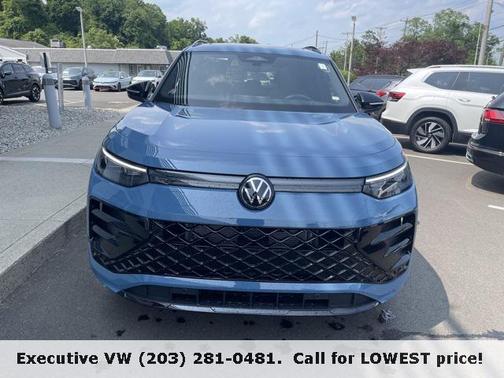 2025 Volkswagen Tiguan 2.0T SE R-Line Black 4MOTION