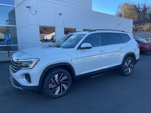 2026 Volkswagen Atlas 2.0T SE w/Technology 4MOTION