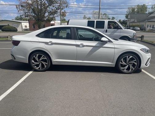 2025 Volkswagen Jetta 1.5T SEL