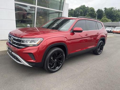 2022 Volkswagen Atlas 2.0T SE w/Technology 4MOTION