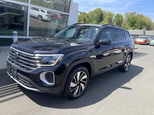 2024 Volkswagen Atlas 2.0T SE w/Technology 4MOTION