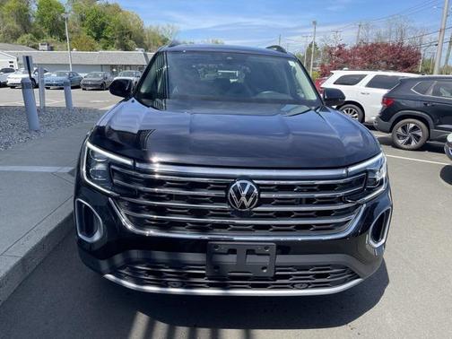 2024 Volkswagen Atlas 2.0T SE w/Technology 4MOTION