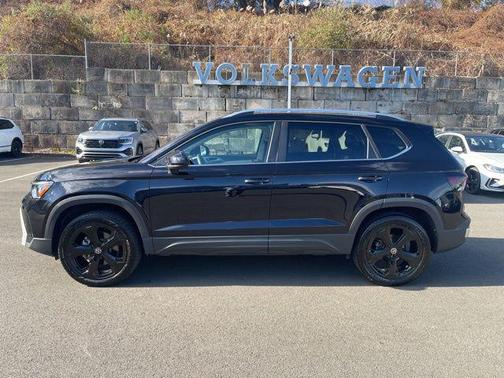 2025 Volkswagen Taos 1.5T SEL