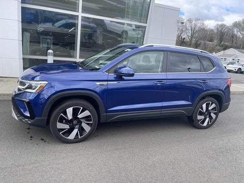 2024 Volkswagen Taos 1.5T SEL