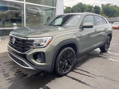 2025 Volkswagen Atlas Cross Sport 2.0T SE w/Technology 4MOTION