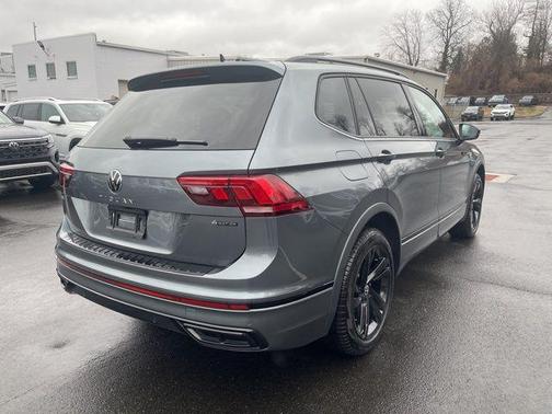 2024 Volkswagen Tiguan 2.0T SE R-Line Black 4MOTION