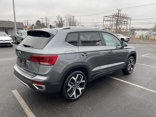 2022 Volkswagen Taos 1.5T SEL