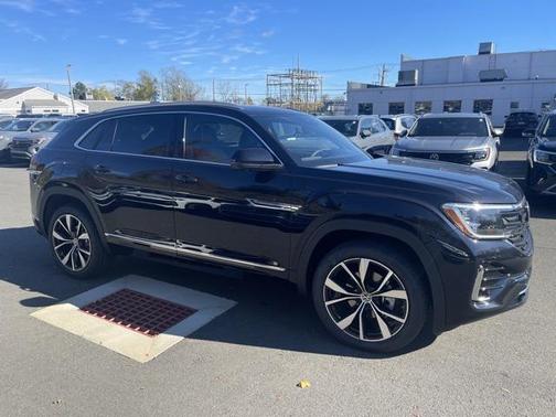 2026 Volkswagen Atlas Cross Sport 2.0T SEL Premium