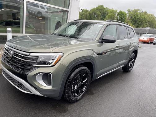 2024 Volkswagen Atlas 2.0T SEL