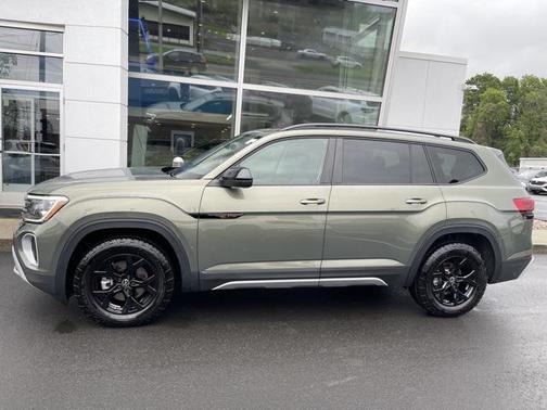 2024 Volkswagen Atlas 2.0T SEL