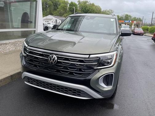 2024 Volkswagen Atlas 2.0T SEL