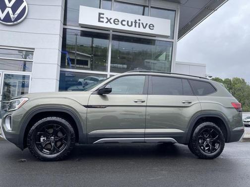 2024 Volkswagen Atlas 2.0T SEL