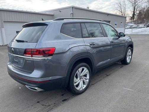 2022 Volkswagen Atlas 2.0T SE w/Technology 4MOTION